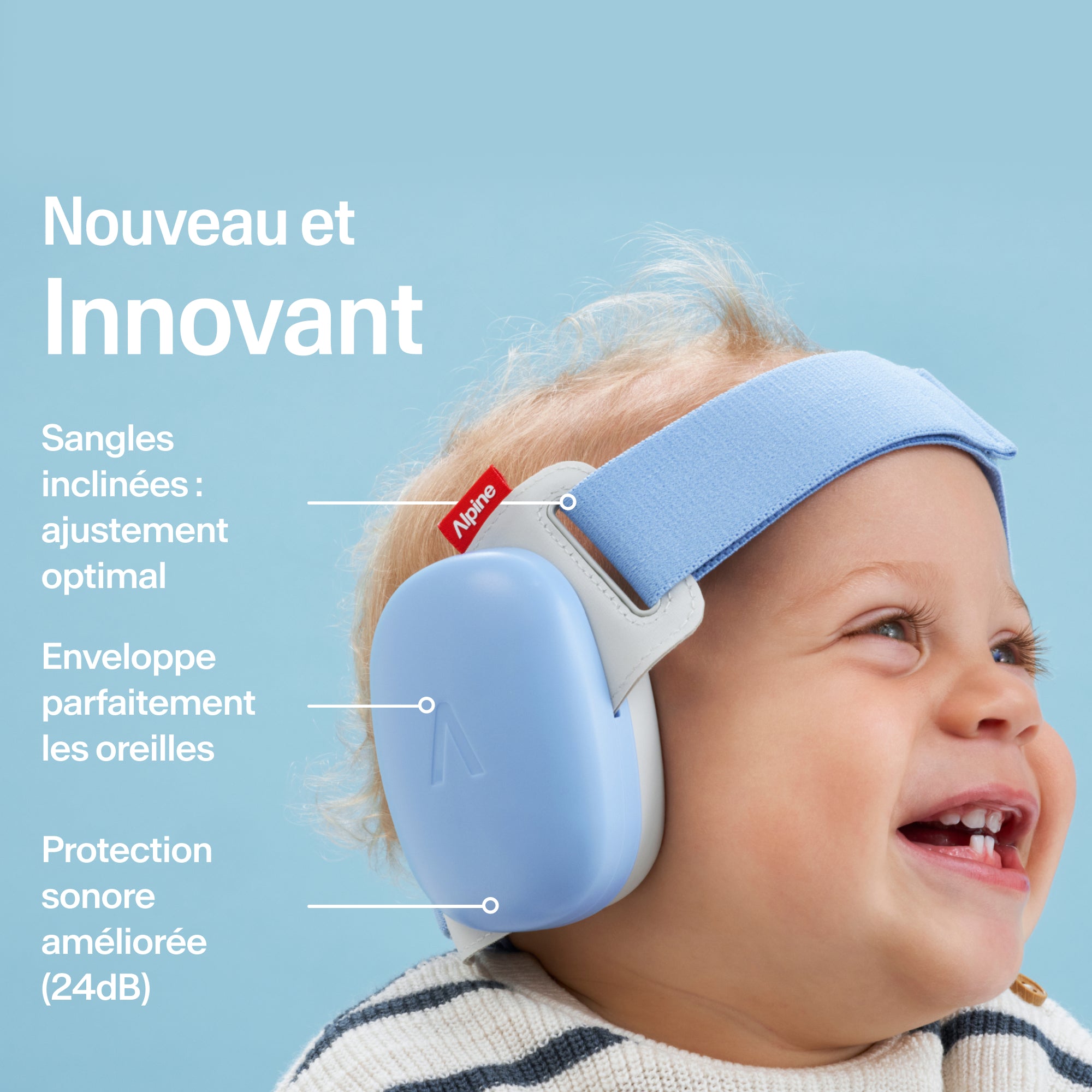 Bébé portant Alpine Muffy Baby en sky blue sur la tête