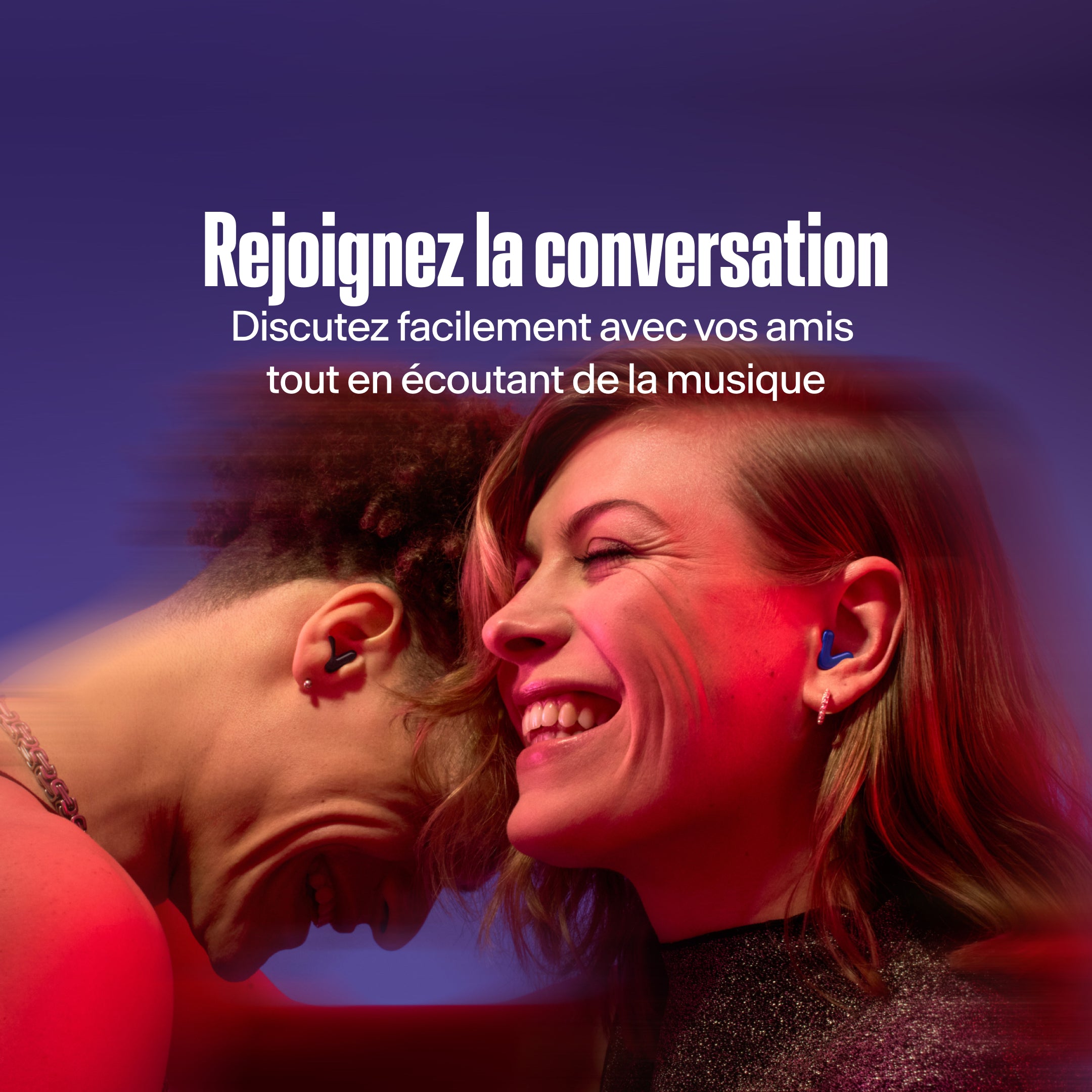 homme et femme avec Alpine Tune en dark-blue et black dansent ensemble