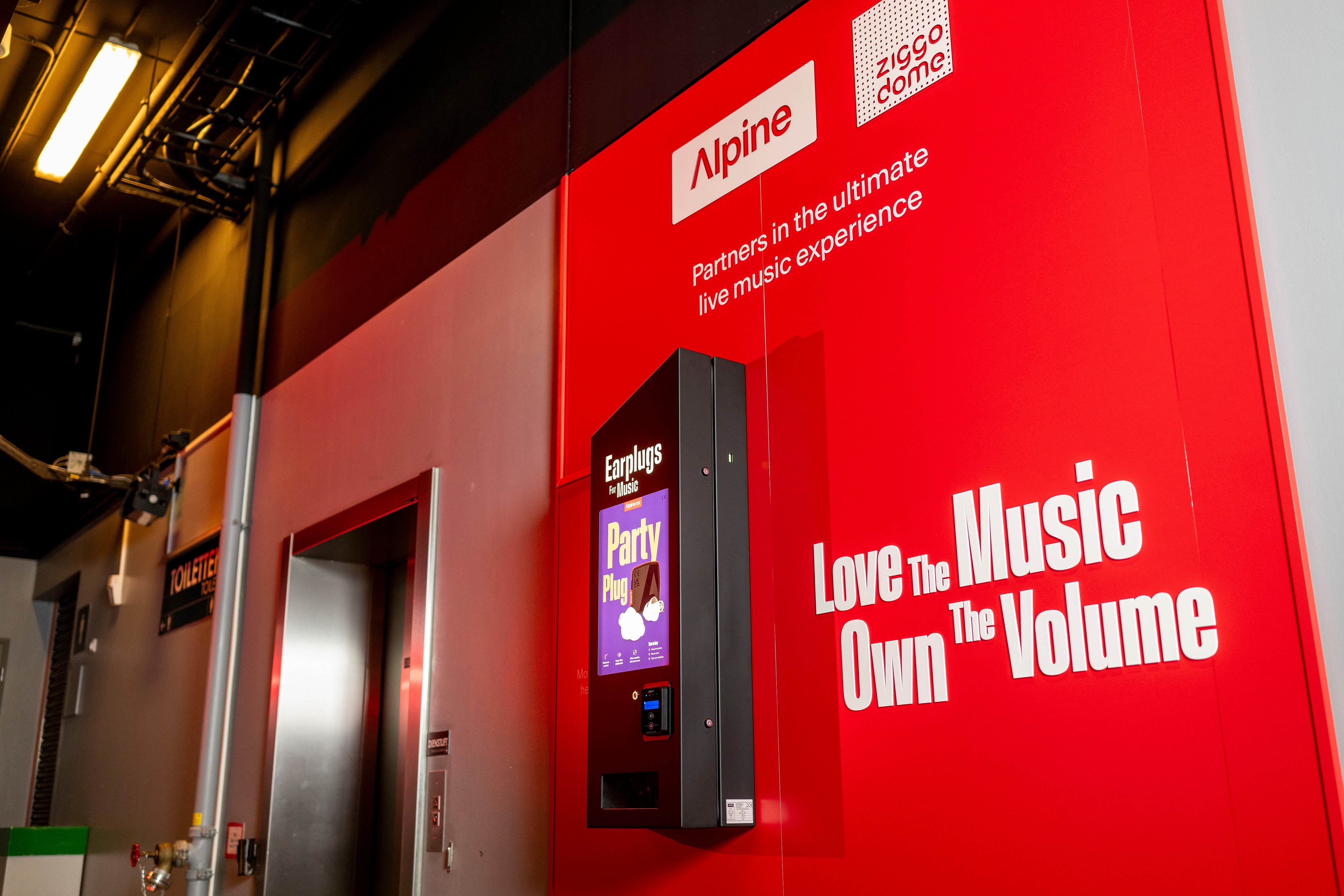 Alpine partyplug machine